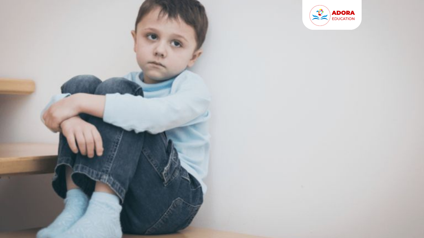 trẻ không nhìn vào mắt người đối diện 
