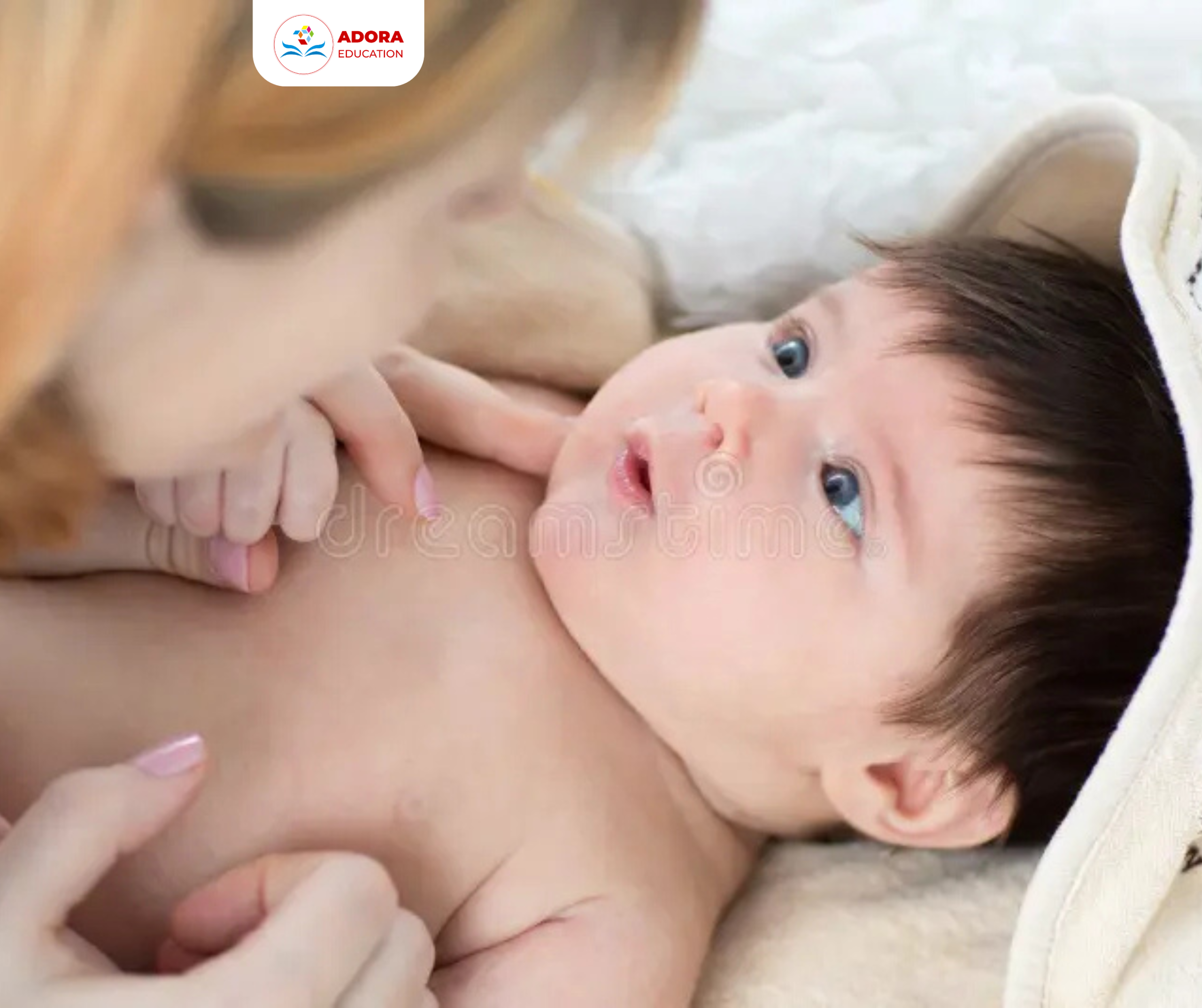 trẻ sơ sinh nhận ra ba mẹ khi nào
