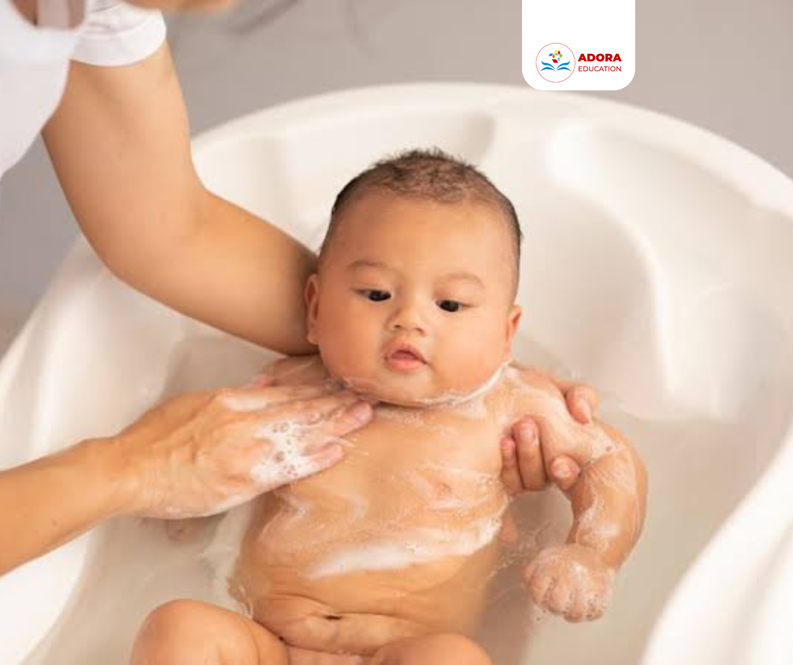 5 điều trẻ sốt siêu vi thường bị bắt kiêng nhưng ba mẹ cần hiểu đúng 